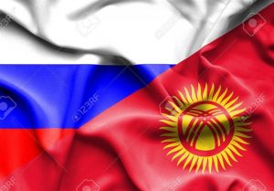 احتمال حذف محدودیت انتقال پول کارگران مهاجر قرقیز در روسیه